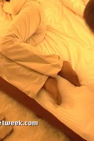 [feetweek性感丝袜美足美腿视频]ID0442 2005.02.01-020104