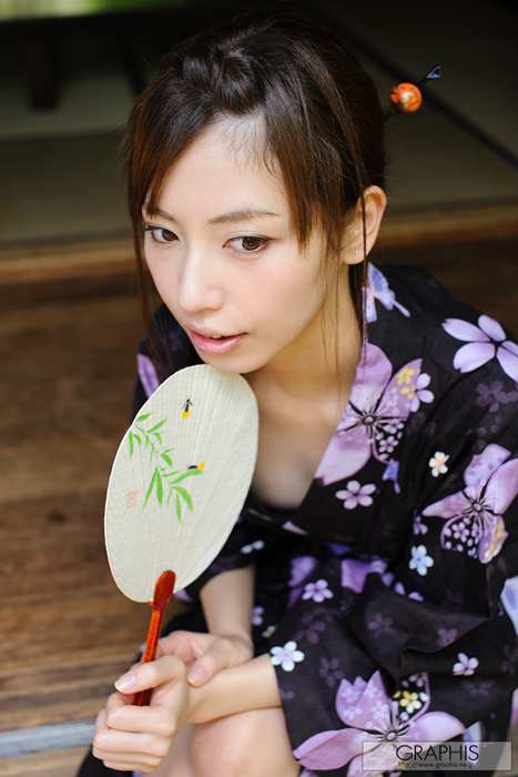 Graphis套图ID0877 2012-07-13 [Graphis Gals] Miyuki Yokoyama - [Blossoms]