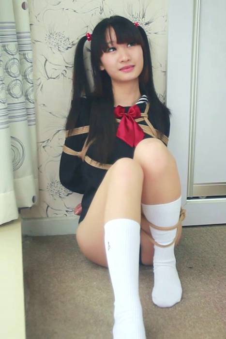 [禁忌摄影视频]ID0122 禁忌摄影视频-Vol.130-TwoPonytails