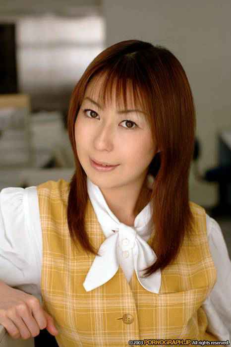 [ponograh性感制服诱惑写真套图]ID0382