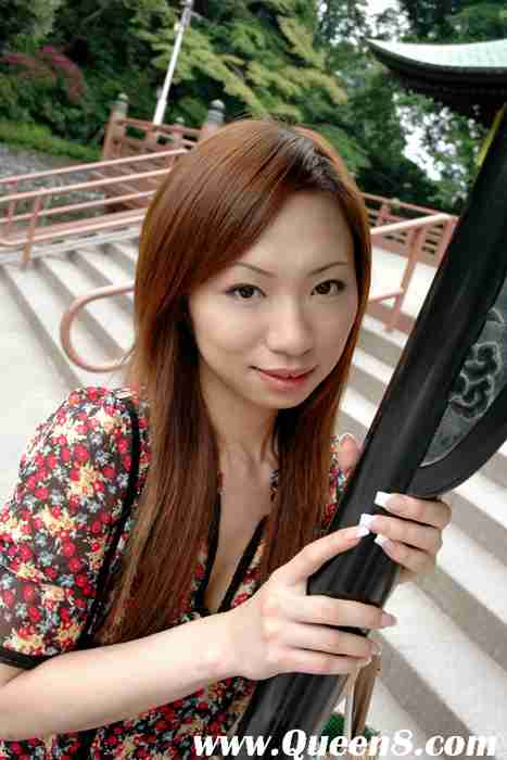 [Queen8写真]ID0056 Yuina (唯菜)--性感提示：hold不住裤